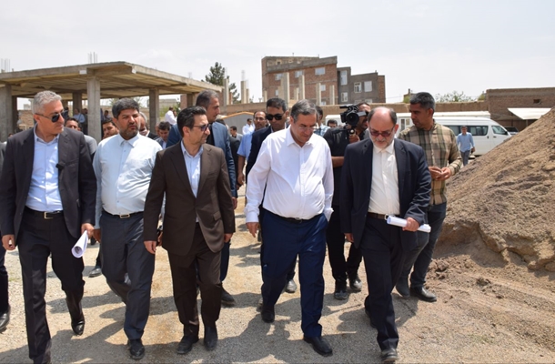 بازدید استاندار آذربایجان غربی از پروژه در حال احداث بیمارستان ۳۵۰ تختخوابی میاندوآب