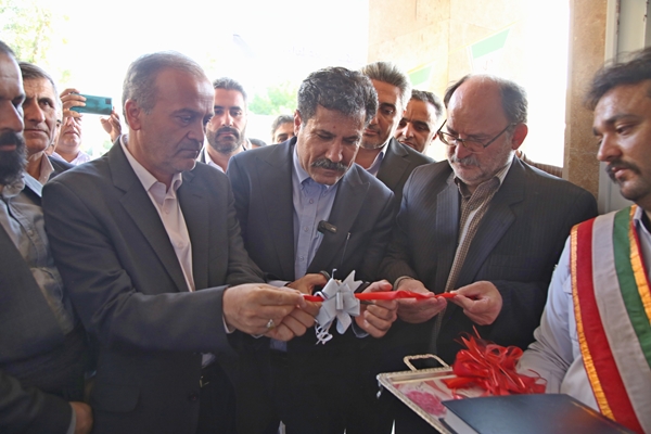 افتتاح مرکز خدمات جامع سلامت شهید صیادی فر با حضور معاون رئیس جمهور